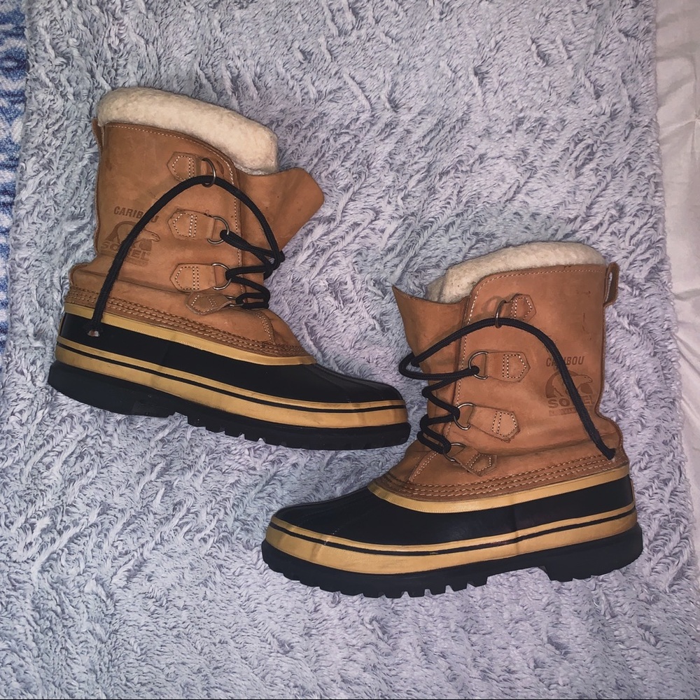 Women’s Caribou Sorels (Size 8)